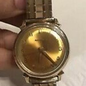 Accutron bulova 10k gold watch
